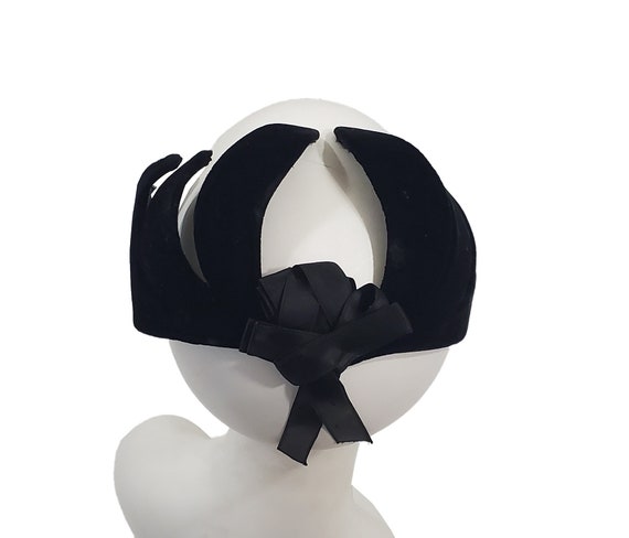 1950s Black Velvet and Satin Bow Headband Hat, Fa… - image 1