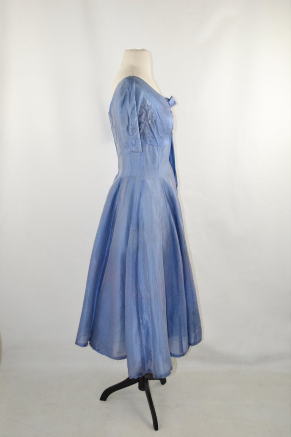 1950s Iridescent Blue Fit and Flare, Circle Skirt… - image 6
