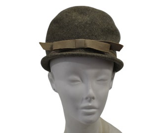 1950s/1960s Dark Gray Felted Wool Cloche Hat by Henry Pollak, Zephyr Felt, Size 6 3/4