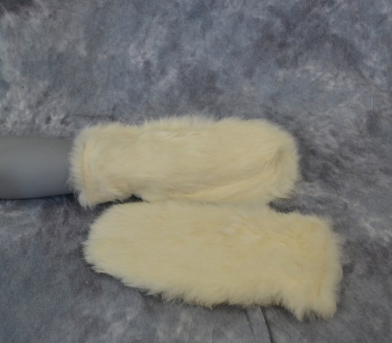 Vintage White Rabbit Fur and Genuine Leather Mitte