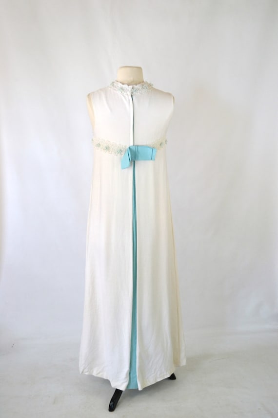 1970's White Sleeveless Empire Waist Bridesmaid, … - image 5