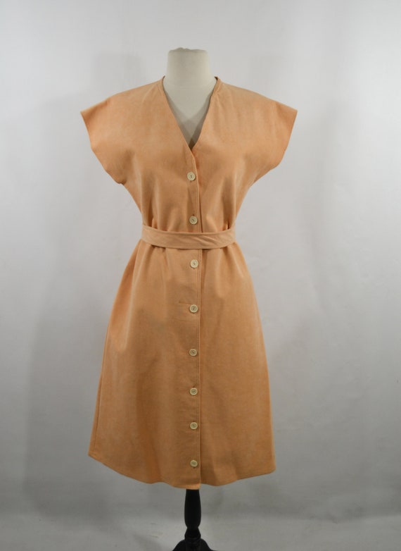 1970s Peach Suede Short Sleeve Shift Dress - image 7