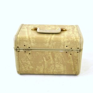 Vintage 1950s Samsonite Tan Marbled Train Case, Make Up Case, Lingerie, Travel, Storage image 3