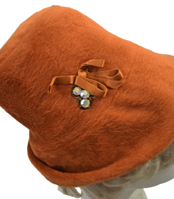 1970s Burnt Orange Mohair Velour Peach Basket Hat, Si… Gem