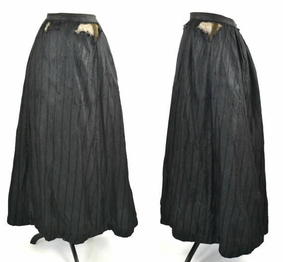 Victorian Black Walking Skirt, Estate Fresh, Needs