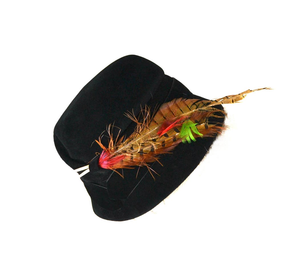 1950s/1960s Black Feathered Felted Wool Cloche Hat by  display picture 3