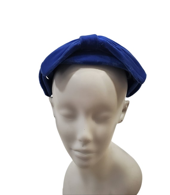 1950s Blue Velvet Bow Fascinator Hat