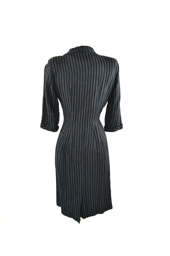1950s/1960s Black and Gray Vertical Stripe Wiggle… - image 7
