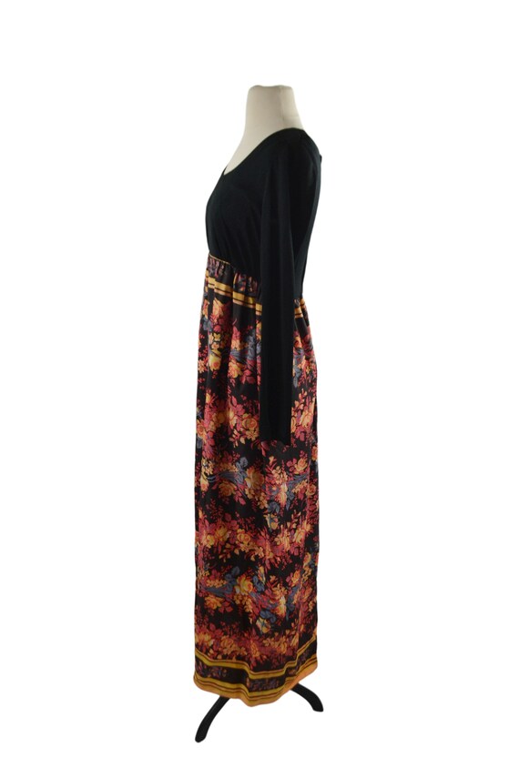 1970s Black and Floral Print Long Sleeve Maxi Dre… - image 4