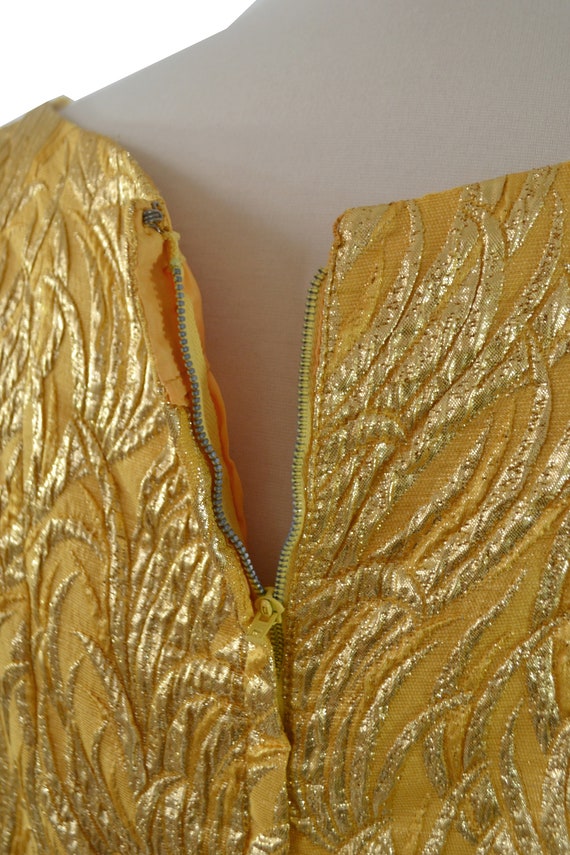 1960s Gold Damask Lame Sleeveless Dress - image 7