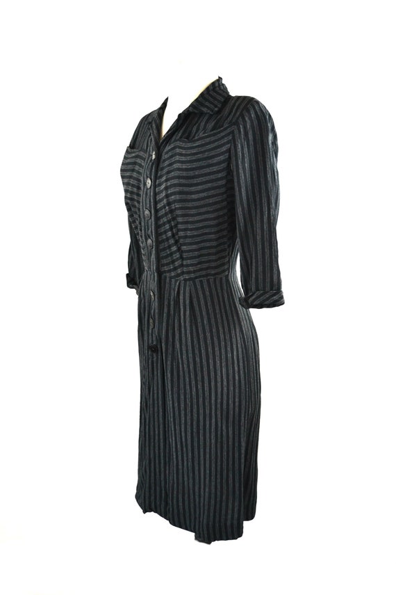 1950s/1960s Black and Gray Vertical Stripe Wiggle… - image 3