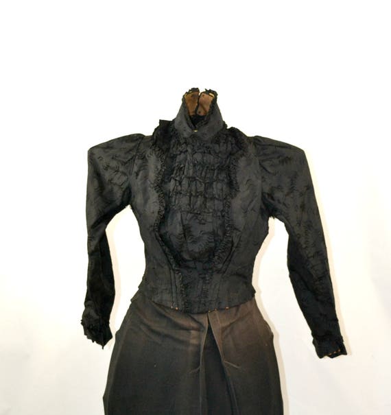 1880s/1890s Victorian Black Damask Ruffled Blouse… - image 6