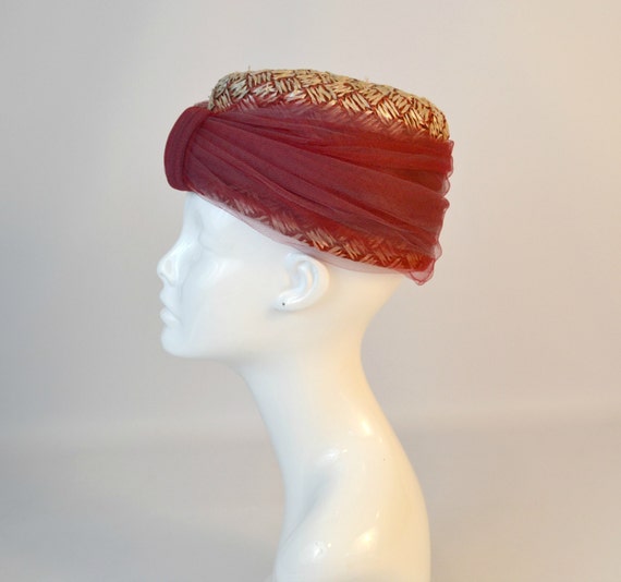 1960s Pink and Cream Bubble Raffia Turban Hat by … - image 3