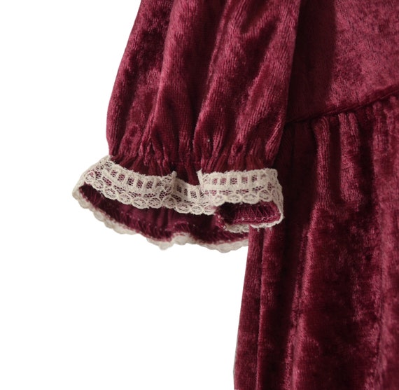 1980s Holiday Baby Girl Cranberry Velvet Dress by… - image 6