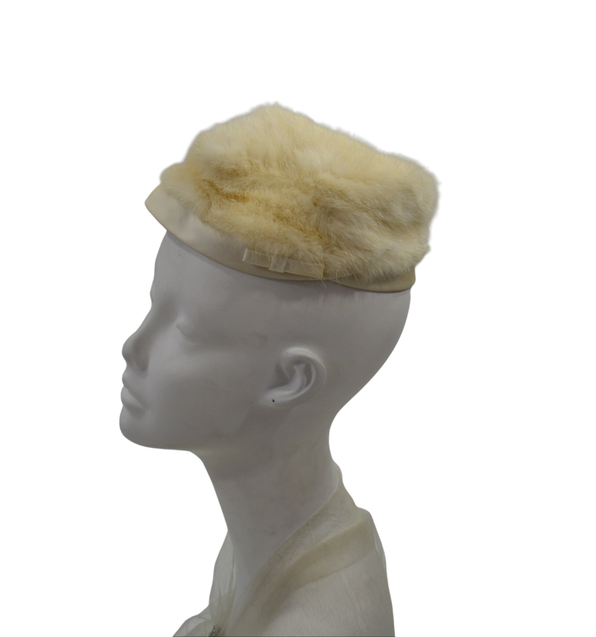 Vintage 1950s 1960s Cream Fur Pillbox Hat Vintage Blonde Mink Pillbox Hat With Bow – Very Breezy main image 2