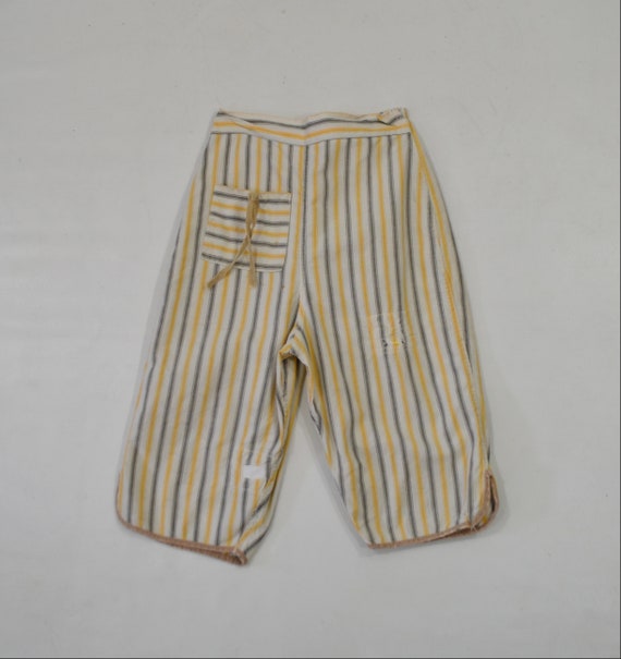 1960s/1970s Girls White, Yellow and Gray Capri Pa… - image 3