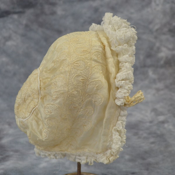 Ancien bonnet enfant bébé en coton fait main