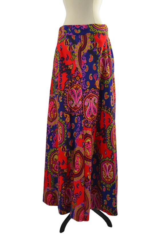 1970s Red and Purple Paisley Psychedelic Maxi Ski… - image 2