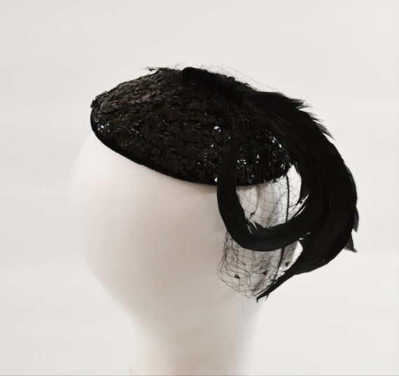 1950s Black Sequin with Plume of Oil Slick Effect… - image 6