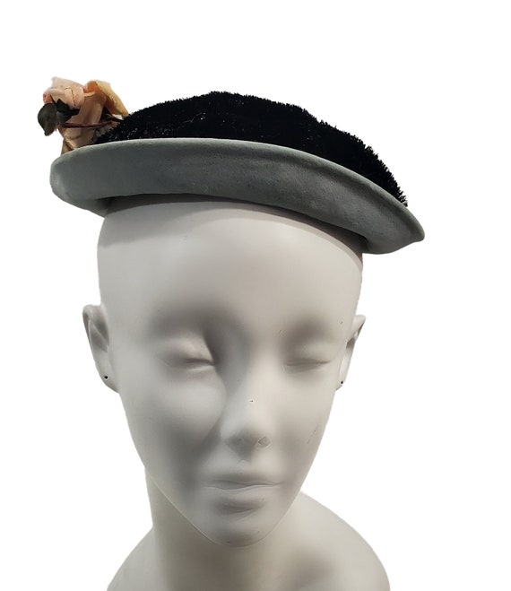 1950s Blue Gray Velvet and Black Fringe Fascinator Hat by  display picture 2