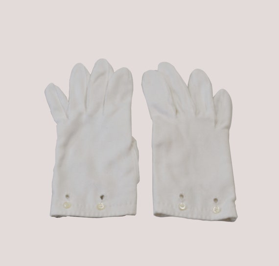 1960s White Ladies Wrist Length Gloves by Grandoe… - image 3