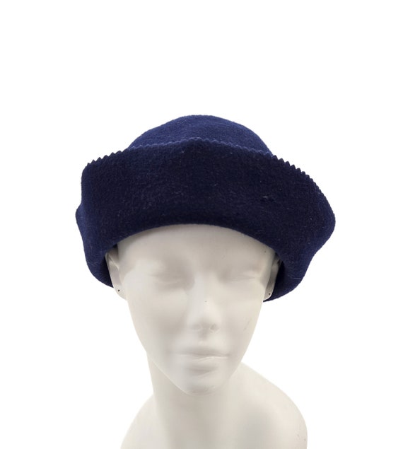 1980s/1990s Dark Blue Felted Wool Cloche Hat by St
