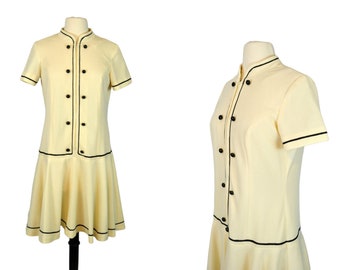 1960er Jahre Ivory Drop Waist, Kurzarm Kleid von Trends by Jerrie Lurie