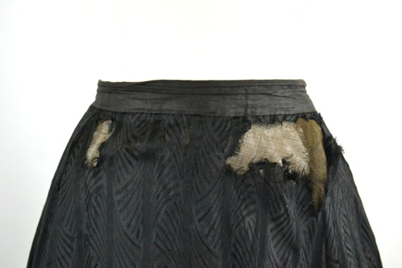 Victorian Black Walking Skirt, Estate Fresh, Need… - image 7