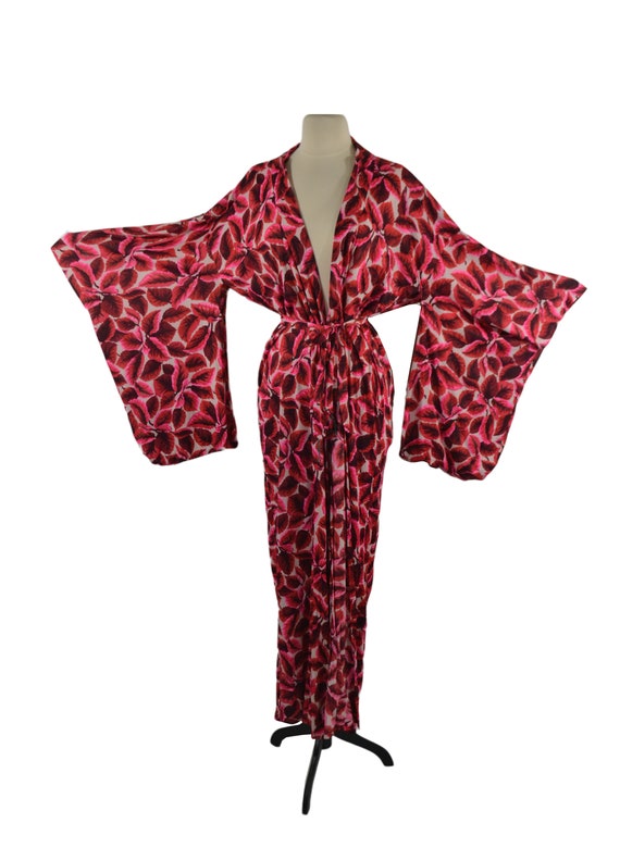 1960s Red and Pink Leaf Kimono Style Robe by The … - image 7