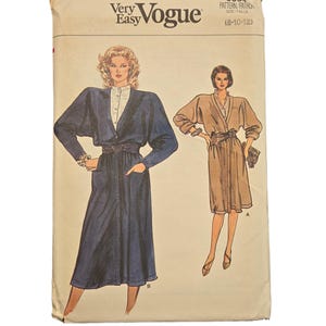 Vintage Very Easy Vogue Pattern 9064, Size 8-10-12, Dress and Top, Uncut