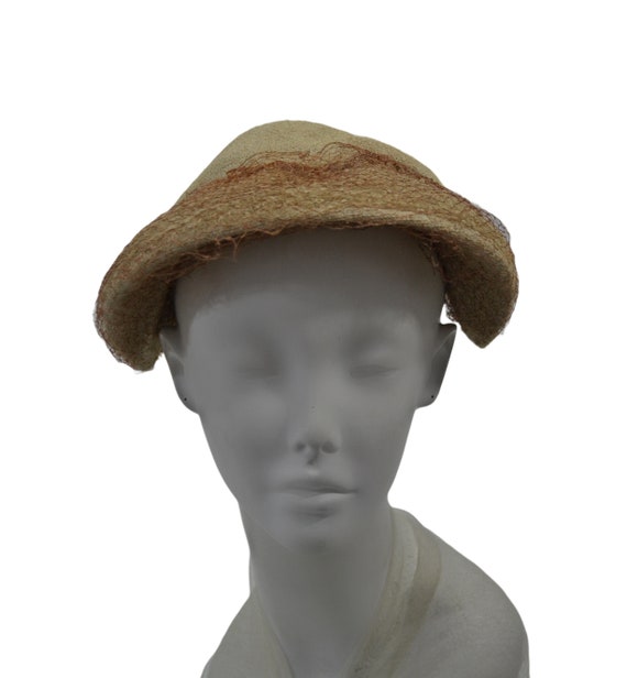 1960s Tan and Beige Cartwheel Tilt Hat, Size 6 7/8 - image 1