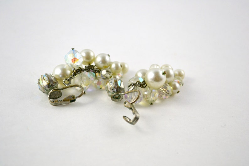 Vintage Faux Pearl and Clear Faceted Bead Grape Cluster Dangle Earrings image 3