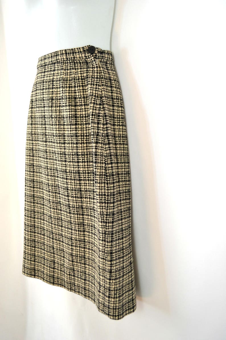 1960s Black and Ivory Tweed Pencil Skirt by Peck & Peck Fifth - Etsy