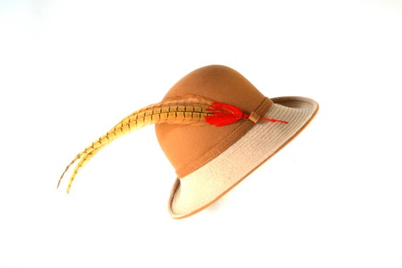 1970s Camel Colored Felted Wool Feathered Fedora Hat by Mr John Classic