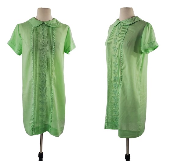 1960s Key Lime Green Short Sleeve Shift Dress 1960s Key Lime Green Short Sleeve Shift Dress