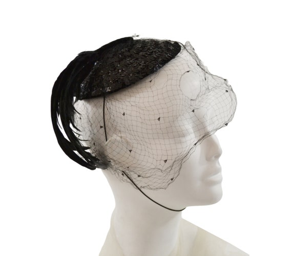 1950s Black Sequin With Plume of Oil Slick Effect Feathers  display picture 3