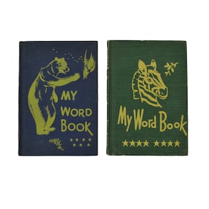 Könnte beinhalten: Zwei antike Kinderbücher mit blauen und grünen Einbänden. Das blaue Buch zeigt einen Bären und den Text "My Word Book". Das grüne Buch zeigt ein Zebra und den Text "My Word Book".