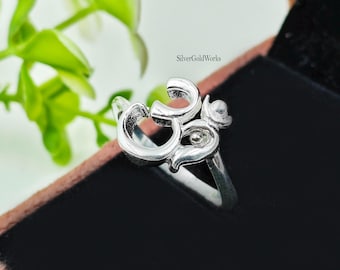 Anillo Om de plata de ley 925 maciza con símbolo espiritual de meditación y yoga sagrado.
