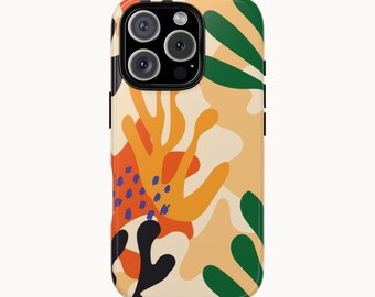 Pode incluir: Uma capa de telefone com um design abstrato colorido. A capa apresenta um fundo bege com formas laranja, verdes, pretas e azuis. A capa do telefone tem um módulo de câmera preto.