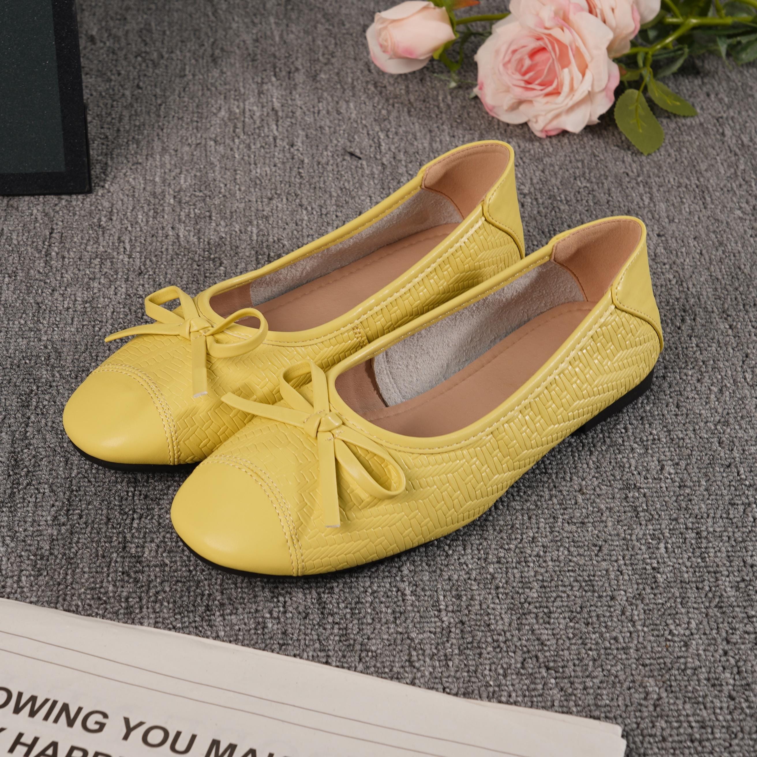 knee length dresses for ladies Jenny Vintage Oxfords (Goldenrod Yellow) 6.5 main image 1