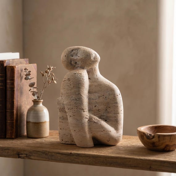 Abstract Resin Sculpture Decor | Modern Minimalist Character Statue | Artistic Tabletop Ornament for Living Room & Study Decor
