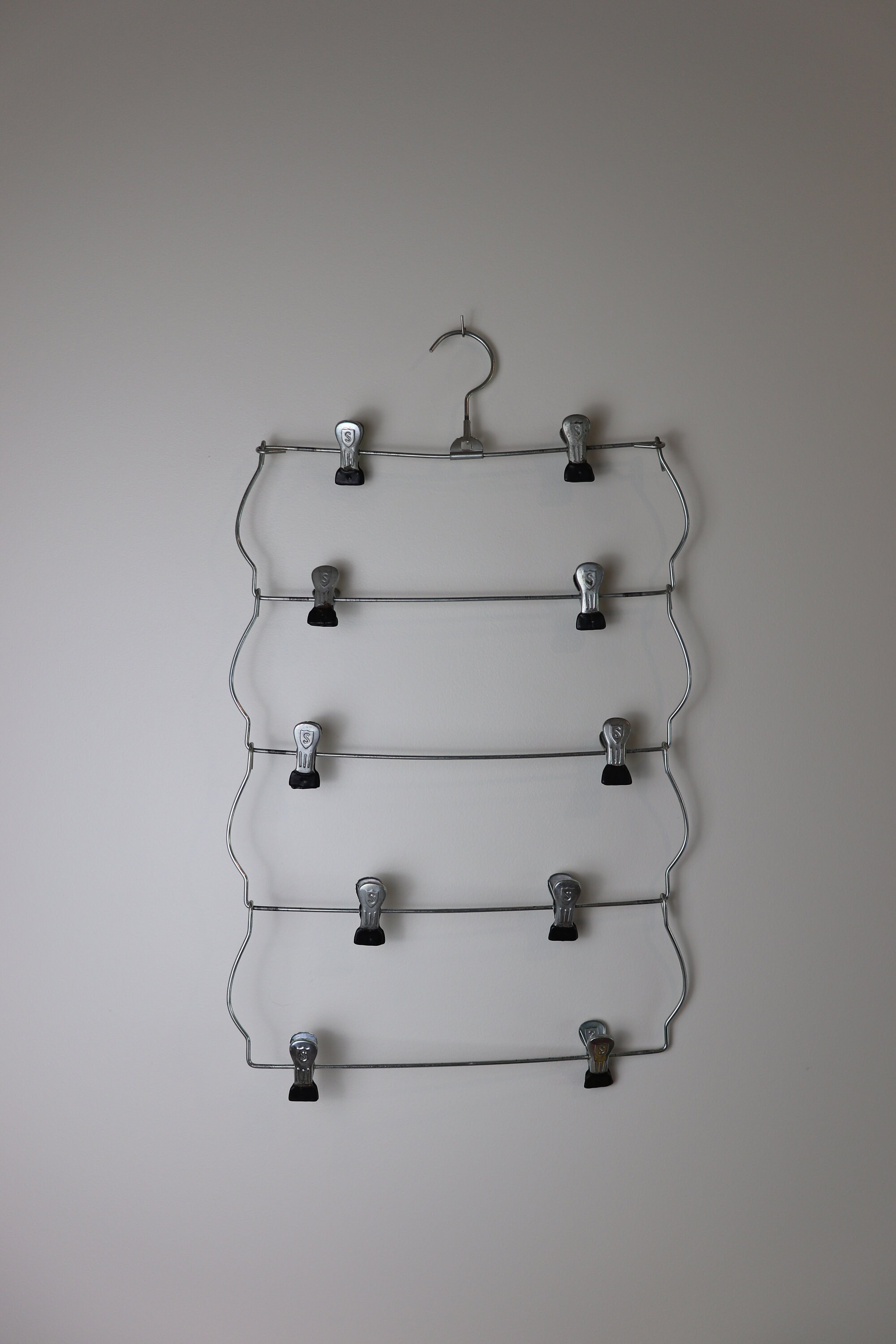 Vintage Metal Multi Five 5 Tier Skirt pants Hanger With Black