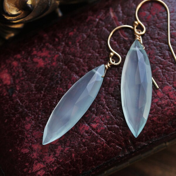 Blue Chalcedony Earrings, Gemstone Drop Earrings, Minimalist Earrings, Gold Earrings, Handmade Earrings, Light Blue, Simple Earrings.