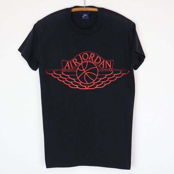 air jordan wings logo shirt