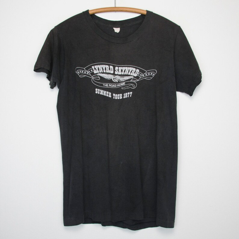 lynyrd skynyrd t shirt vintage