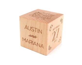 bloc de mariage personnalisé - bloc en bois souvenir pour les mariés nouvellement mariés, gravé sur mesure, fait à la main avec du bois dur naturel