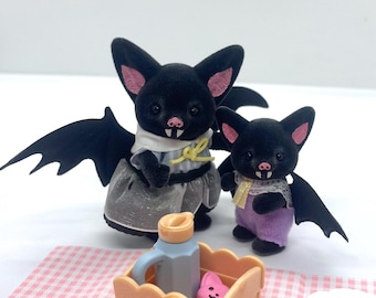 Set da picnic Bat Sisters – Grazioso set personalizzato per famiglie Sylvanian | Sorella maggiore e pipistrello con accessori