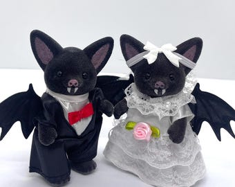Custom Bat Family Wedding Set – Handmade Sylvanian Families Unique and Cute! Prefect as cake topper