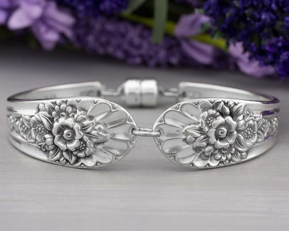 アクセサリー Vintage spoon bracelet Vintage Spoon Bracelet with Charms | Raining Spoons