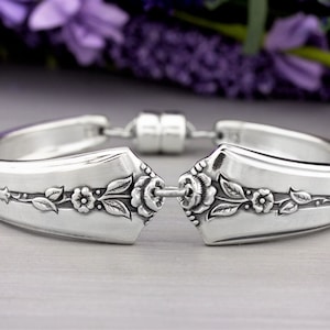 Silverware Jewelry, Spoon Bracelet, Floral Pattern, Spring Garden 1947 Antique Silverware, Valentines Day Gift, Girlfriend Gift
